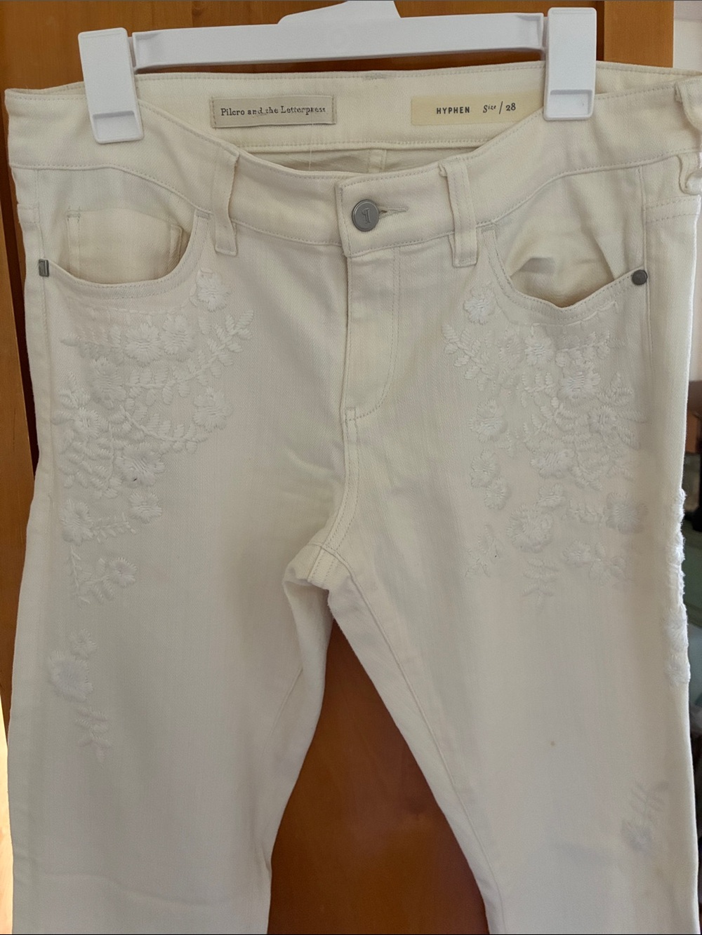 Pilcro and the Letterpress Cream Skinny Jeans with White Floral Embroidery